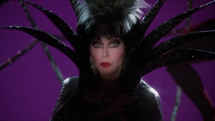 Elvira, Rainha das Trevas (1988) - HD COMPLETO