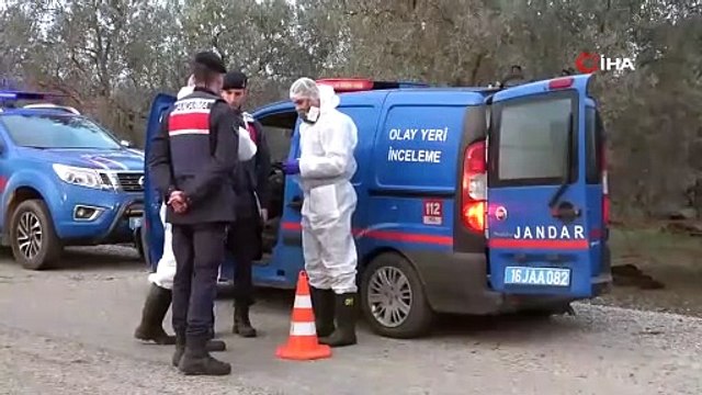 Gübrenin arasında ceset bulan çiftçi konuştu; ‘Traktörün kepçesi gübreyi kaldırmayınca cesedi fark ettim’