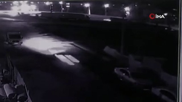1 polisin şehit olduğu 5 kişinin yaralandığı kaza güvenlik kamerasına yansıdı