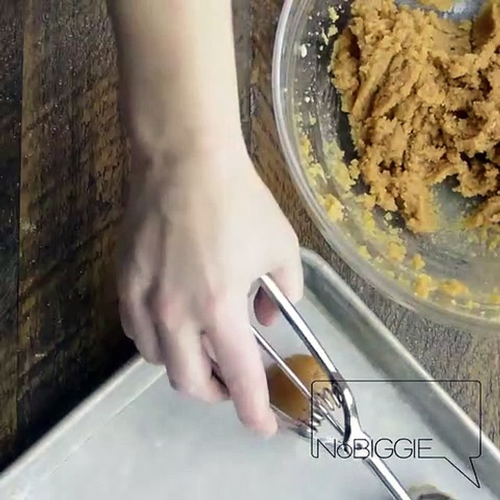 how to make Homemade Nutter Butters