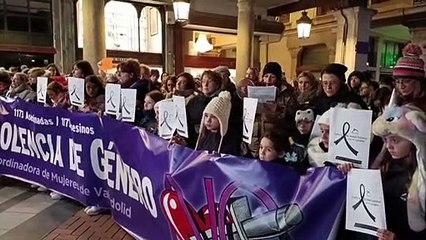 Concentración en repulsa por el doble crimen machista de Valladolid