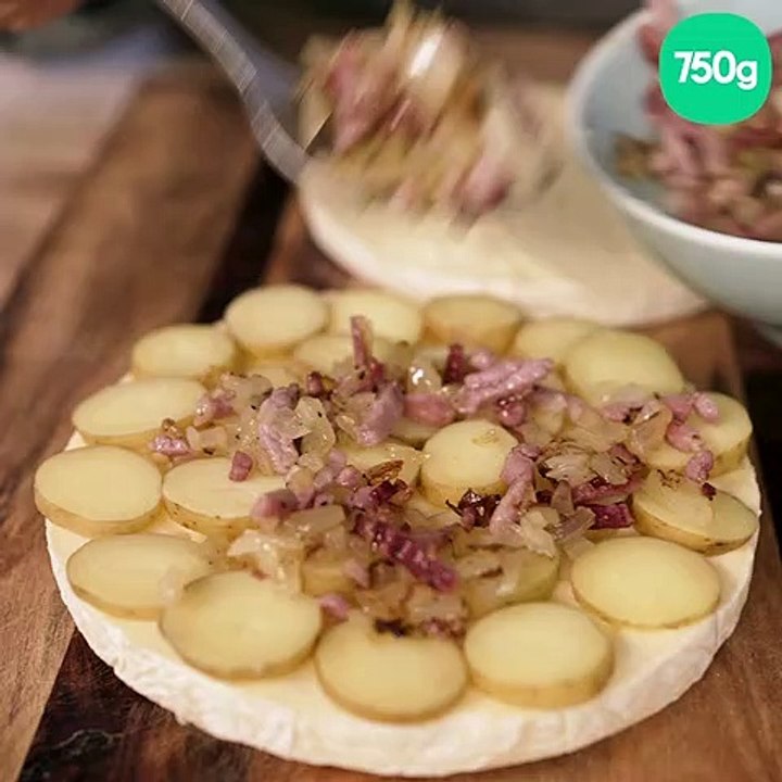 2992
