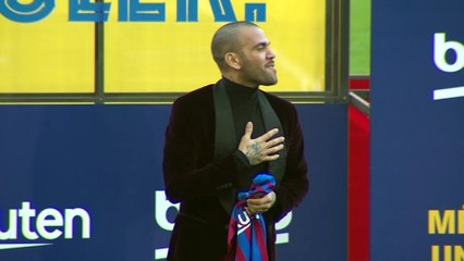 Alves contrata al abogado de Messi y los Pujol para su defensa