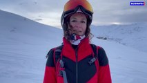 L'ancienne championne de ski alpin Claudia Riegler souligne l'importance d'être équipé de réflecteurs avant de partir au ski