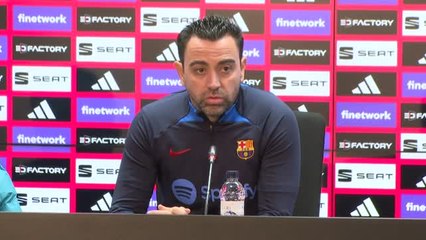 Xavi: "Cuando Gavi va a la selección es una maravilla y cuando juega en el Barça se pasa de la raya"
