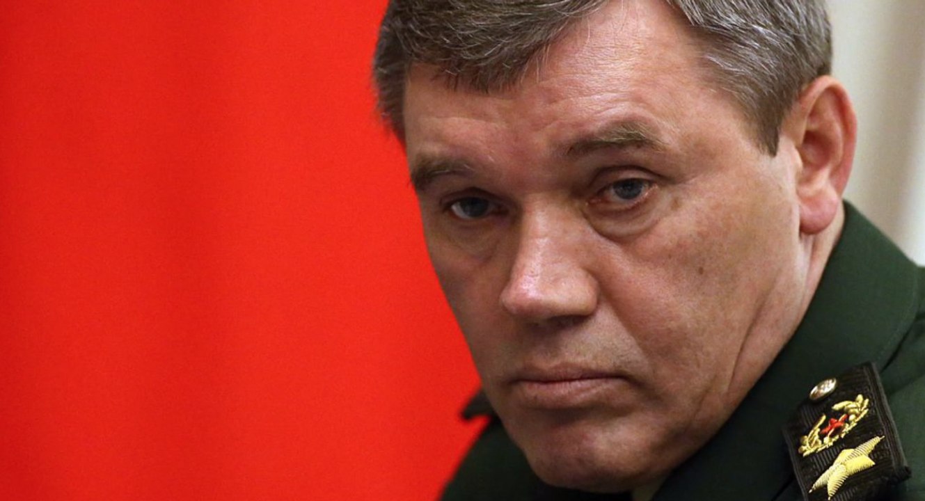 Militärchef stellt russische Armee neu gegen Westen auf