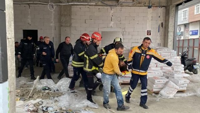 İNŞAATIN 4'ÜNCÜ KATINDAN ASANSÖR BOŞLUĞUNA DÜŞEN İŞÇİ YARALANDI