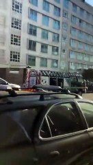 Bombeiros combatem incêndio no centro de Matosinhos