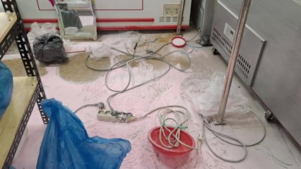 연휴 마지막 날 전통시장서 불...40대 부부가 소화기로 잡아 / YTN