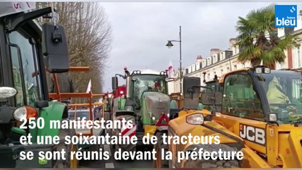 Manifestation des agriculteurs du Ribéracois pour demander de l'aide à l'Etat