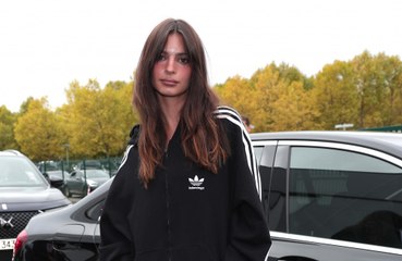 Emily Ratajkowski likes how 'open' women are becoming about plastic surgery
