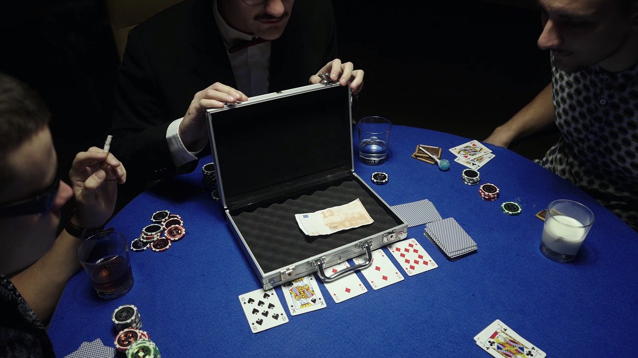 QUINTE FLUSH