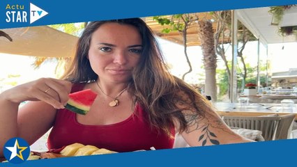 Kelly Helard touchée par un lipoedème, elle se confie sur ses "jambes poteaux" sur TPMP