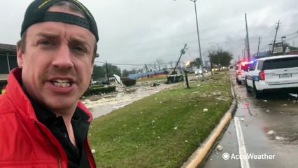Suspected tornado leaves behind destruction in a Texas community