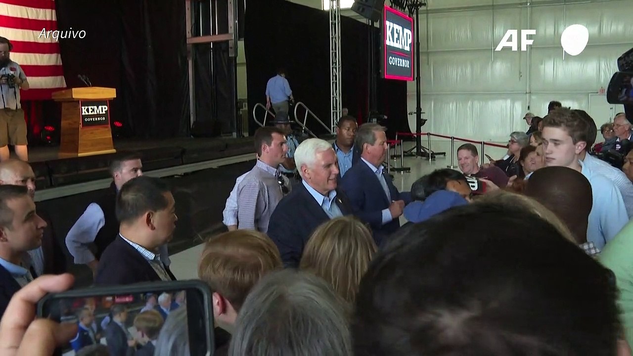Encontrados documentos confidenciais na casa de ex-vice dos EUA Mike Pence