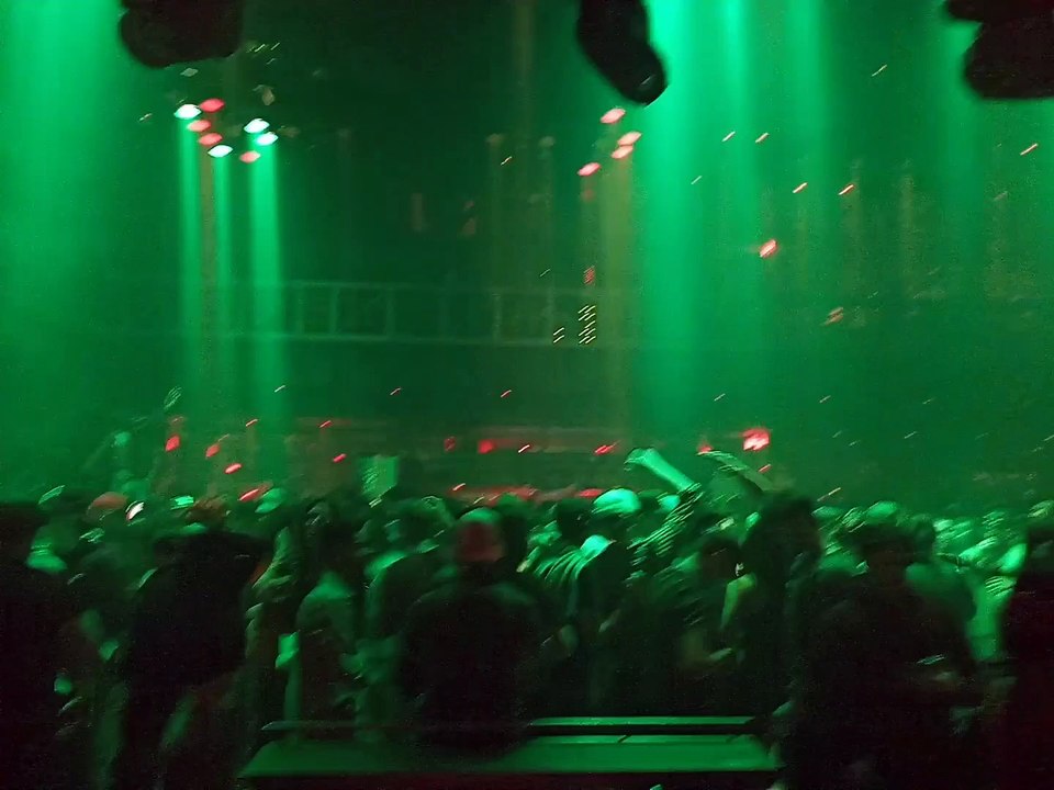 VID_20221126_003243
