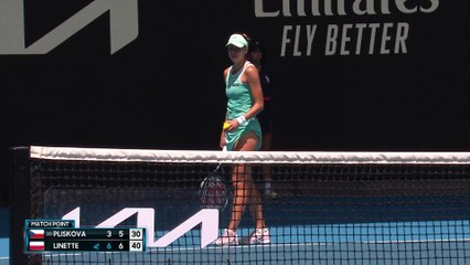 Linette en a lâché sa raquette : sa balle de match face à Pliskova