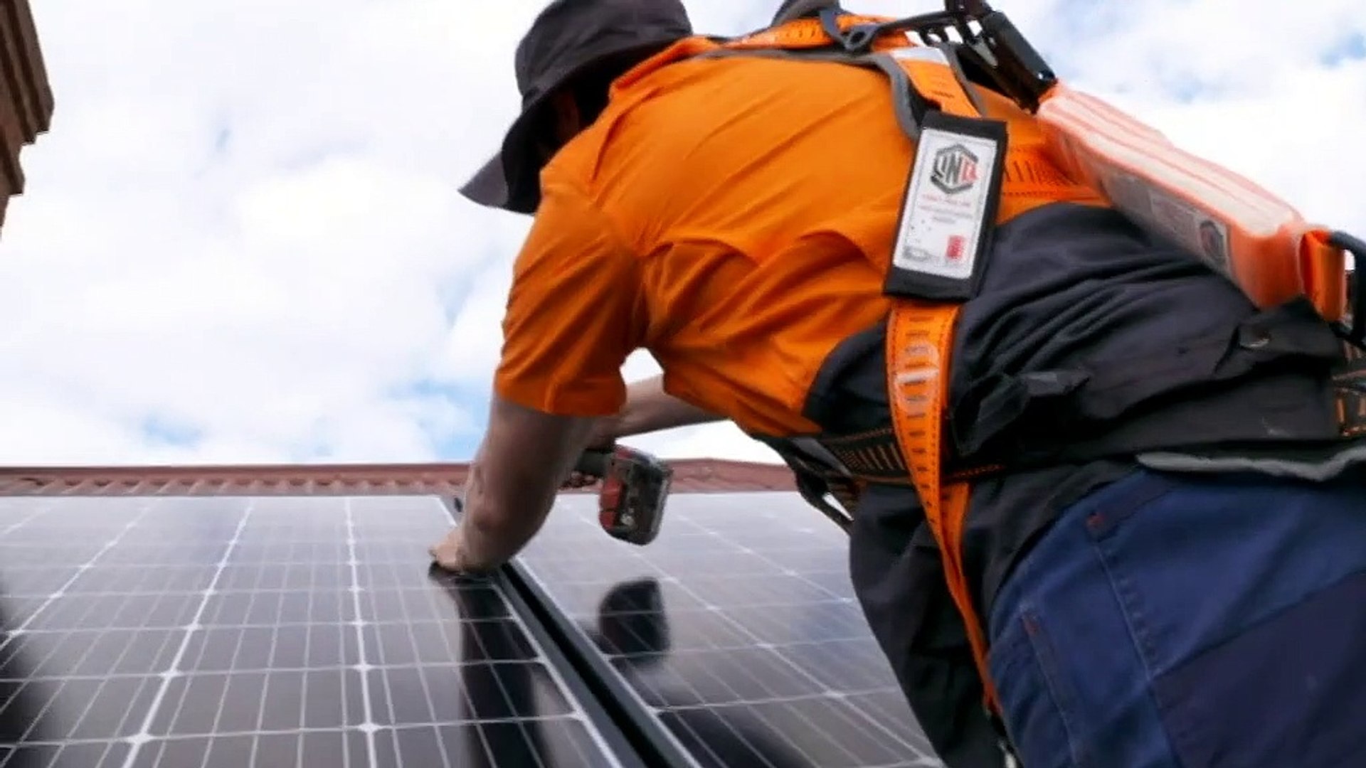 Consumers to benefit from fall in wholesale power prices