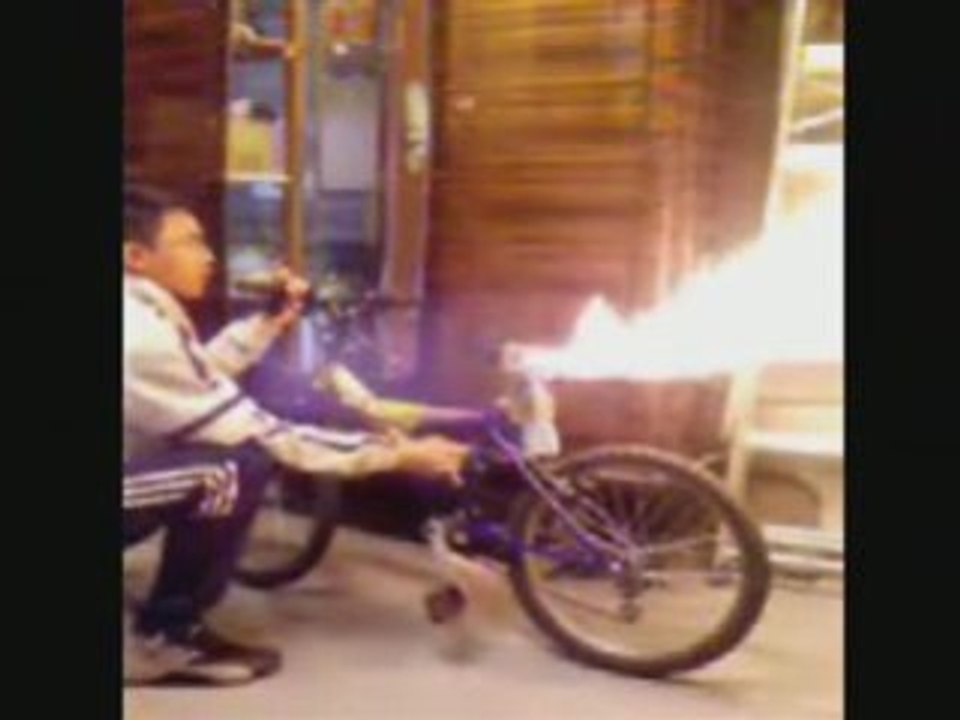 vélo en feu