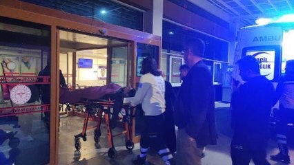 KONYA'DA TRAFİKTE YOL VERME KAVGASI 3 YARALI