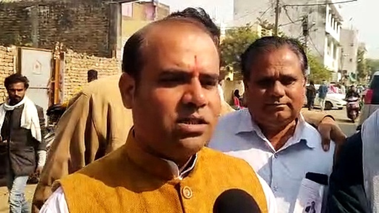 कांग्रेस ने लगाया सिक्सर, 24 में से 16 सीटें जीती, आठ पर भाजपा