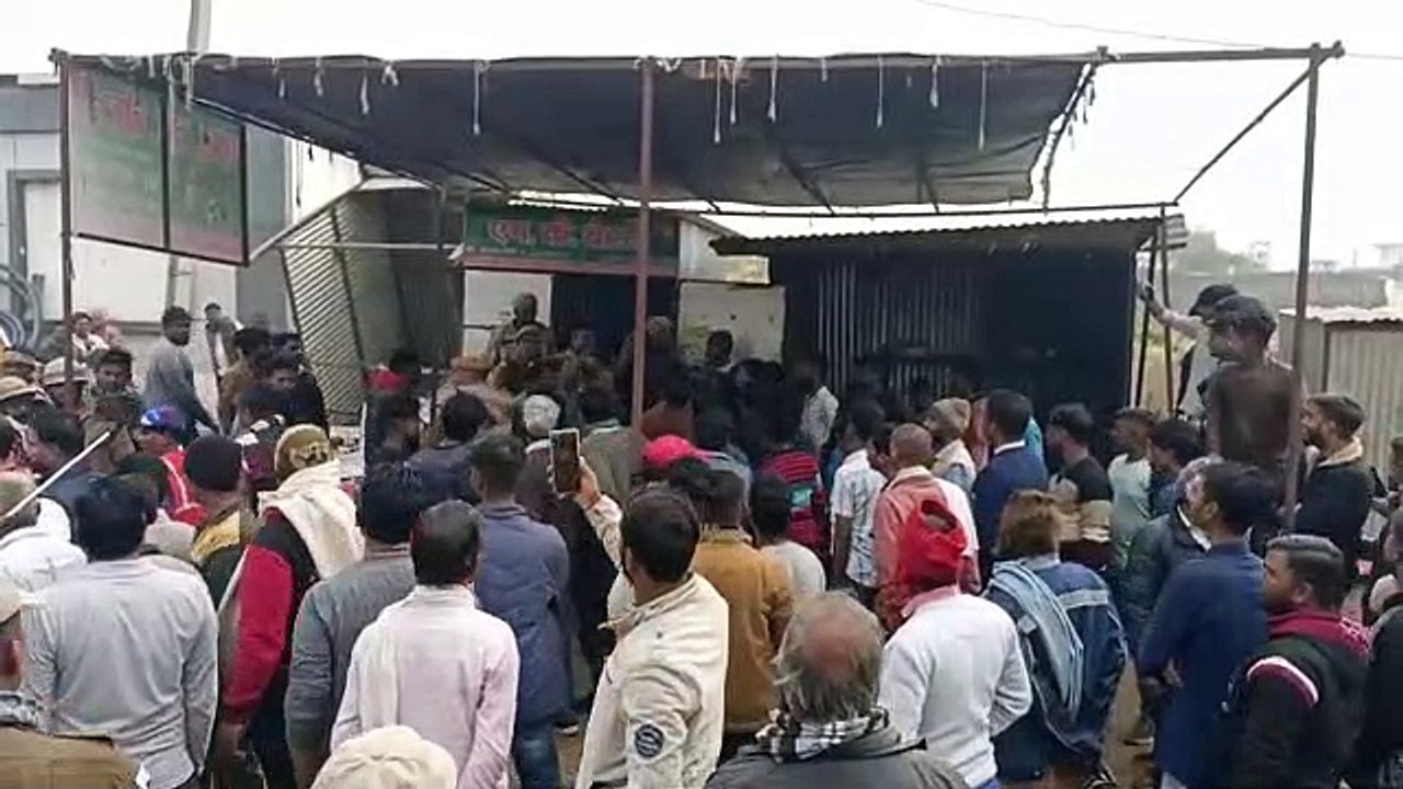 विरोध हुआ तो अतिक्रमण हटाने गया पालिका प्रशासन पीछे हटा, भूमि डीएलसी दर पर देंगे