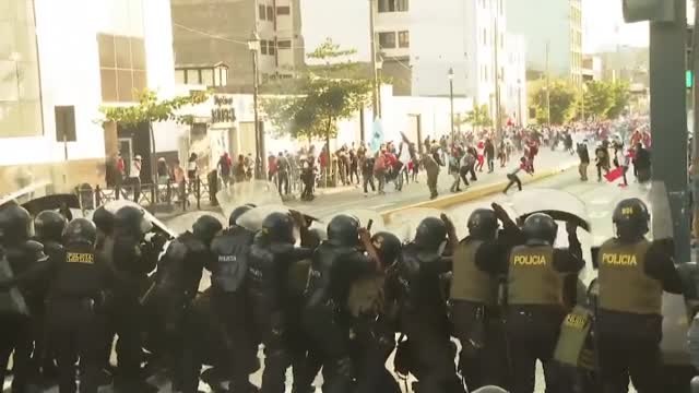 Boluarte pide una tregua nacional tras las protestas antigubernamentales