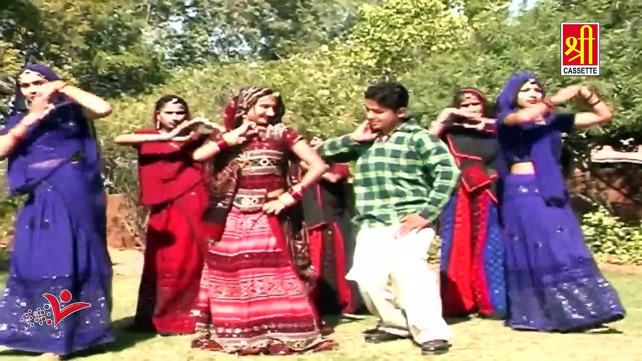 Rajasthani Song 2023 / Rail Anokhi Chal Rahi Banna / Best Of Sawari Bai / Marwadi Dance Song
