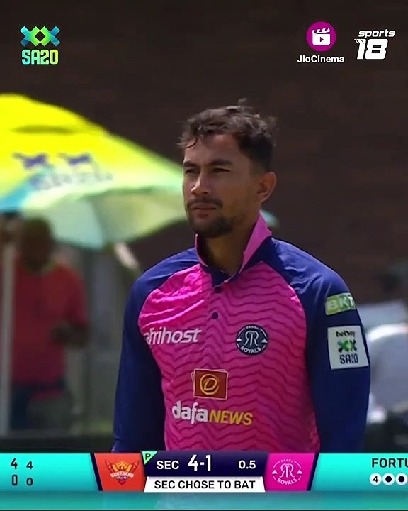 Paarl Royals skipper David Miller takes a top catch - SA20_Full-HD