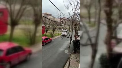 Sancaktepe'de bir kişi, eski eşini silahla yaraladı