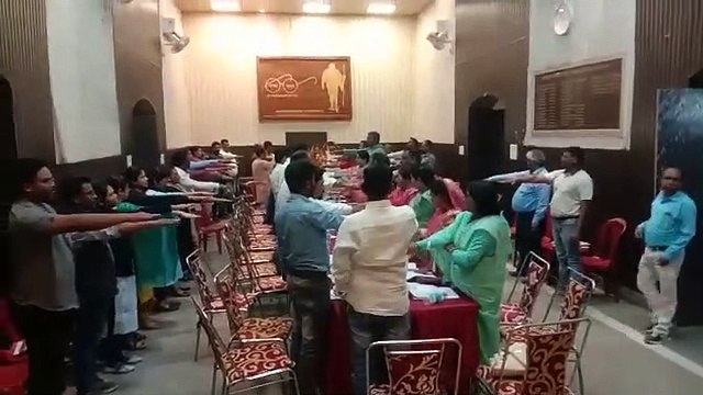 मतदाता दिवस पर ली शपथ