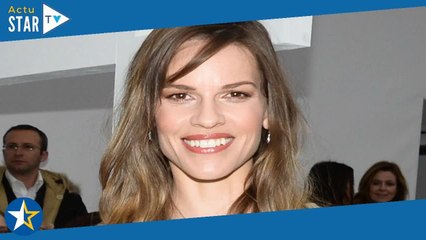 Hilary Swank : enceinte de jumeaux à 48 ans, elle ne renonce pas au sport
