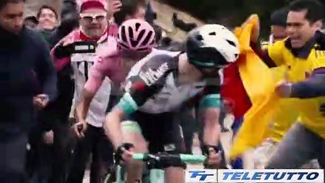 Video News - SABBIO CHIESE SI COLORA DI ROSA