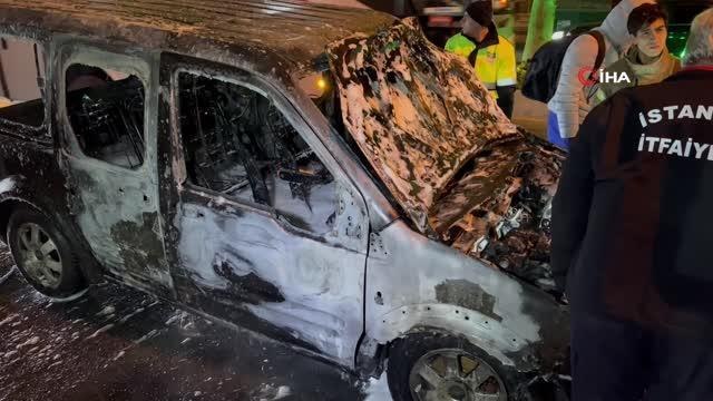 Satış işlemlerinin yapılacağı otomobil alev alev yandı