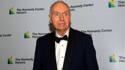 Voici - Mort de Lloyd Morrisett : le co-créateur de la série Sesame Street s'est éteint à l'âge de 93 ans