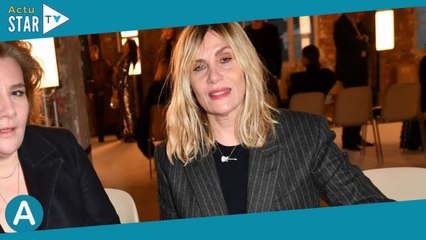 Emmanuelle Seigner : Rare sortie complice avec sa très discrète cadette Marie-Amélie, les deux soeur