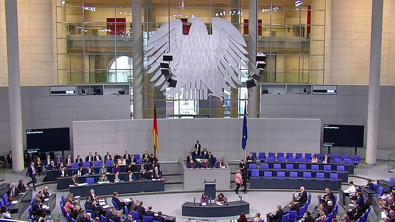 EEUU y Alemania aprueban enviar tanques pesados a Ucrania, que pide misiles de largo alcance