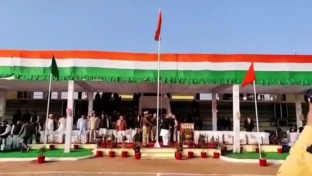 गणतंत्र दिवस का उल्लास छाया, मंत्री जोशी ने किया ध्वजा रोहण, 75 प्रतिभाओं का हुआ सम्मान