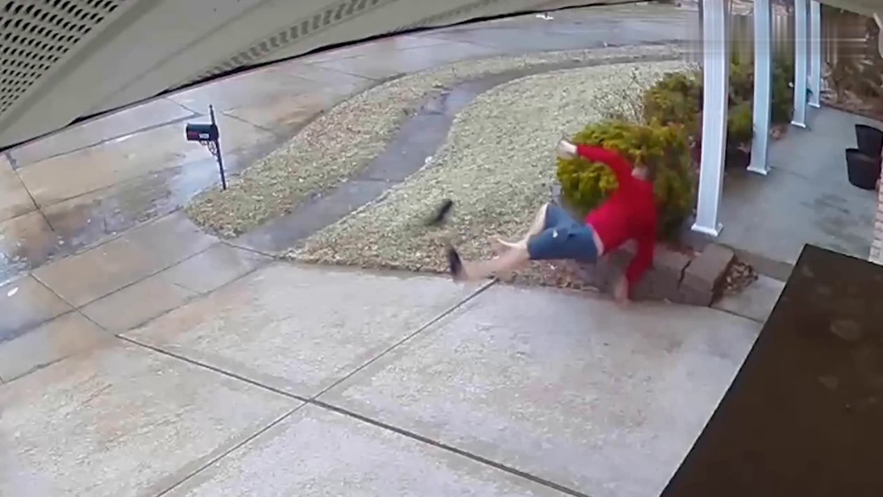 Hilarious Funny CCTV Fails