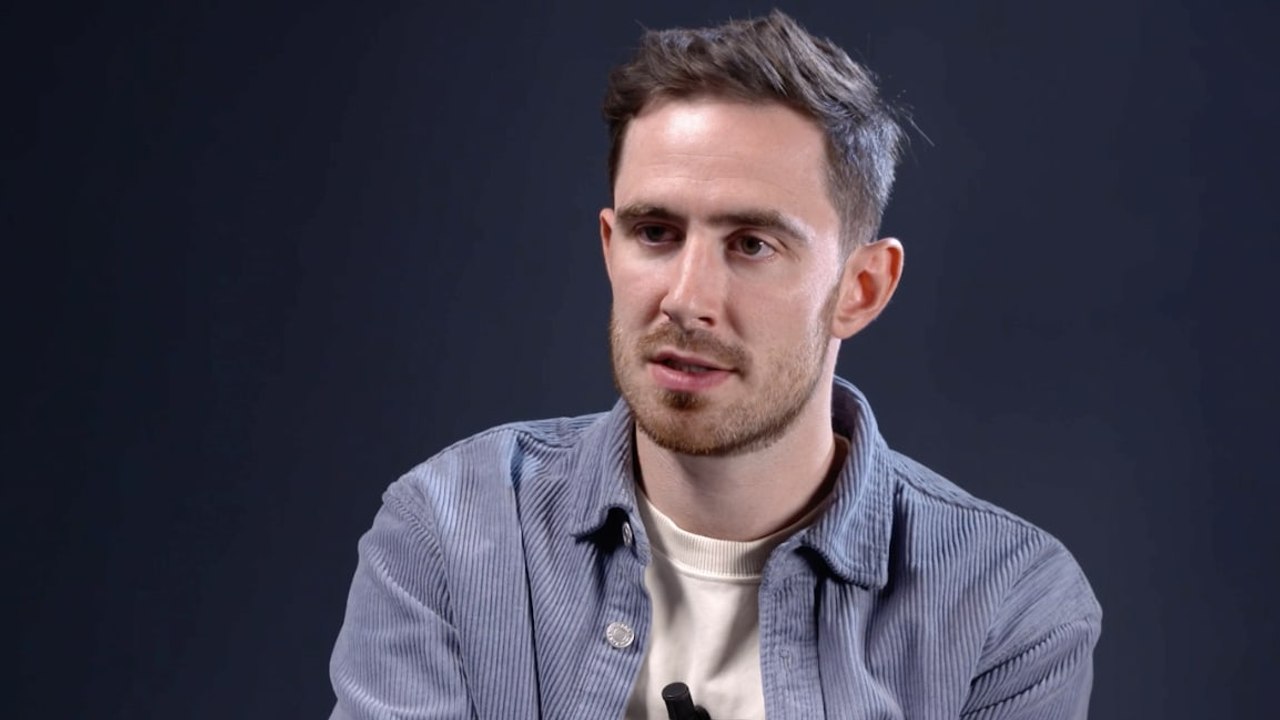 Martin Petit, tétraplégique : "J'ai plongé. Un copain m'a sorti de l’eau mais je ne pouvais plus bouger mes jambes"