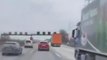 Türkiye'nin yerli ve milli otomobili Togg, Almanya'da trafikte seyir halinde görüntülendi