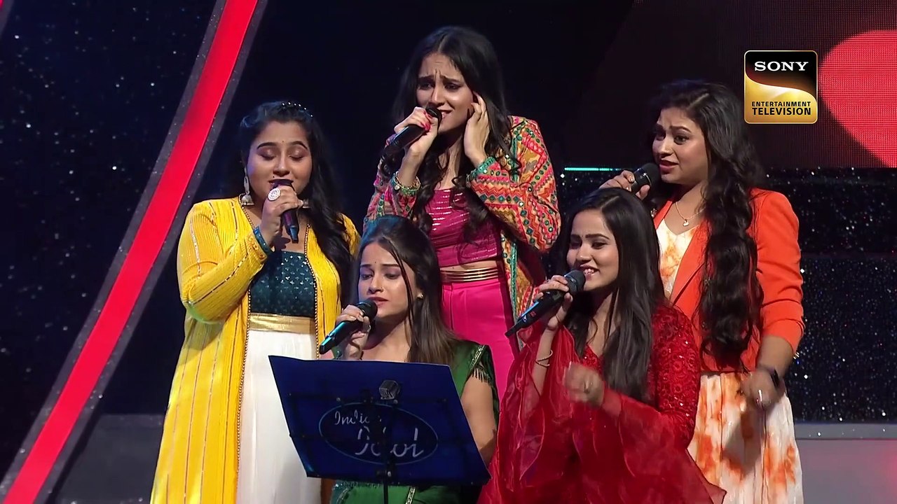 Indian Idol Season 13 Aditya ने Kavya के Instagram Account का किया