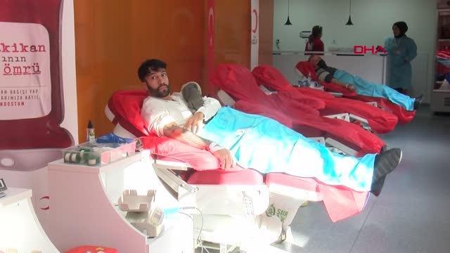 KIZILAY BAŞKANI KINIK: KAN STOKLARI ASGARİ SEVİYEYE YAKIN
