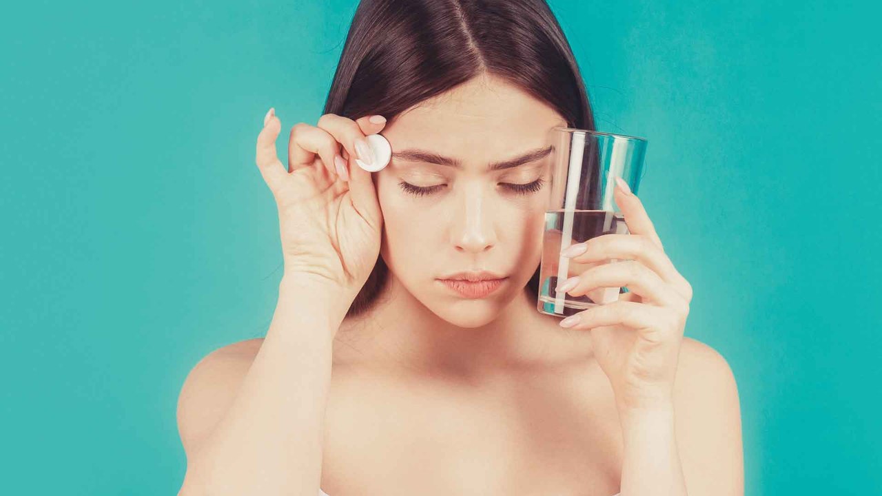 Laut John-Hopkins-Studie: Mit diesem Trick wirken Schmerztabletten viel schneller