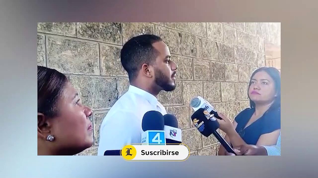 MINISTRO DE LA JUVENTUD RECUERDA QUE ESTE MARTES ABRE CONVOCATORIA DE BECAS POR EL MESCYT