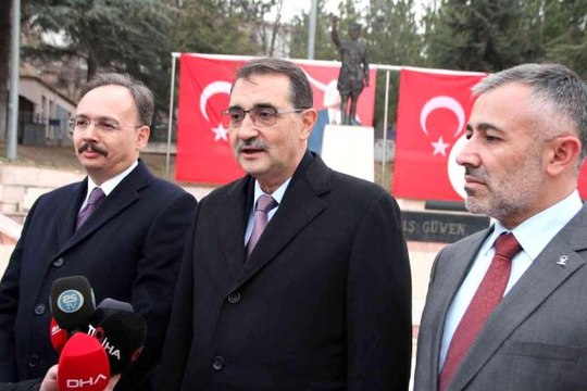 Bakan Dönmez: Söğüt Türkiye'nin sayılı altın maden işletmelerinden bir tanesi