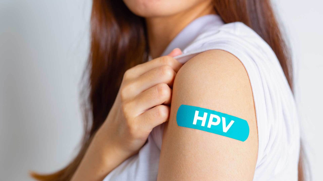 HPV-Impfung: Wann und warum Mädchen & Jungen sie erhalten sollten!