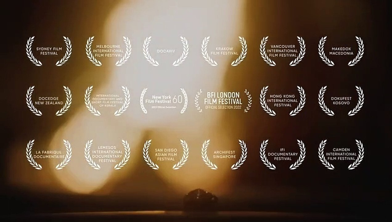 All That Breathes Trailer OmeU