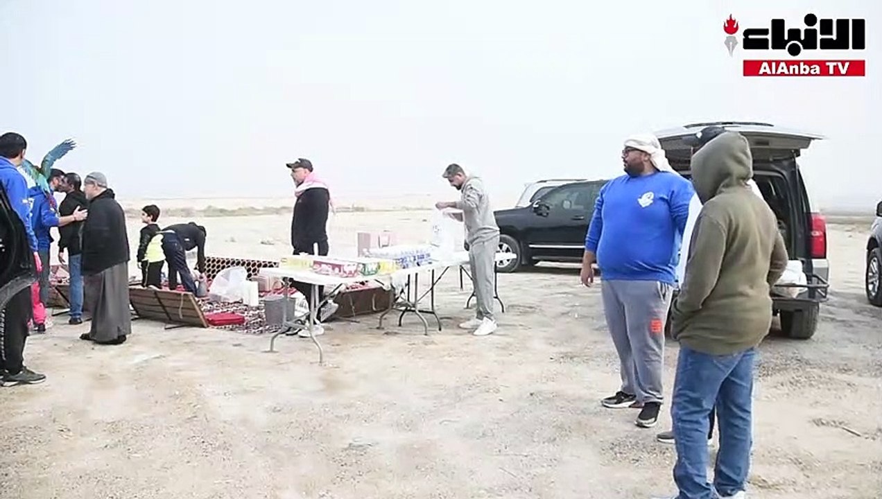 «نبيها نظيفة».. فزعة شبابية لتنظيف مصب شاليهات الدوحة