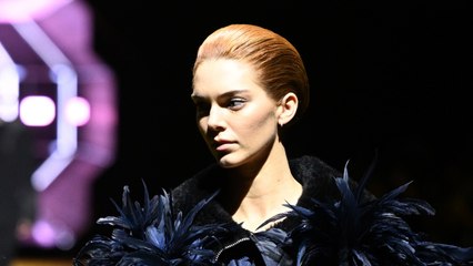 Kendall's Tiny Miu Miu Bra and Skirt Set Had the Biggest Pockets